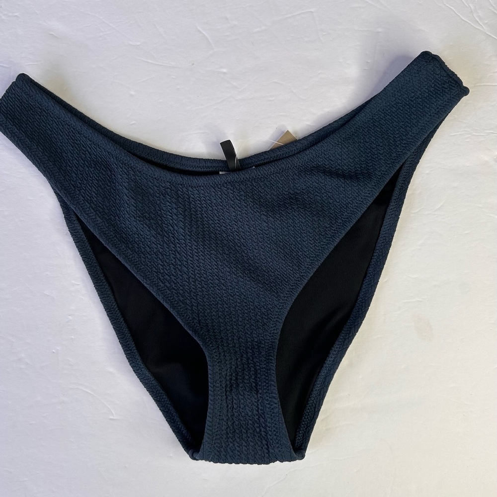 NWT J Crew Women’s Navy Blue Bikini Bottom Textured Curved Waist Cheeky Size L